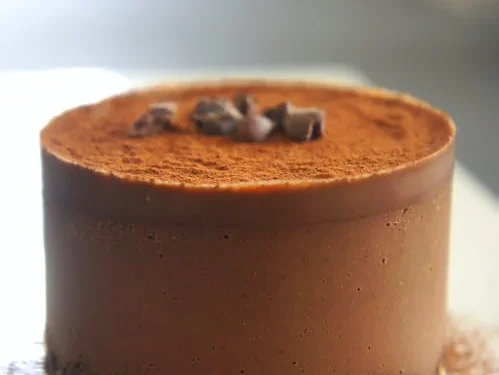 Triple Chocolate Cake mit Datteln