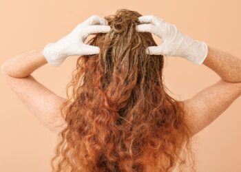 Trendige Haarfärbetechniken mit Henna für einzigartige Looks