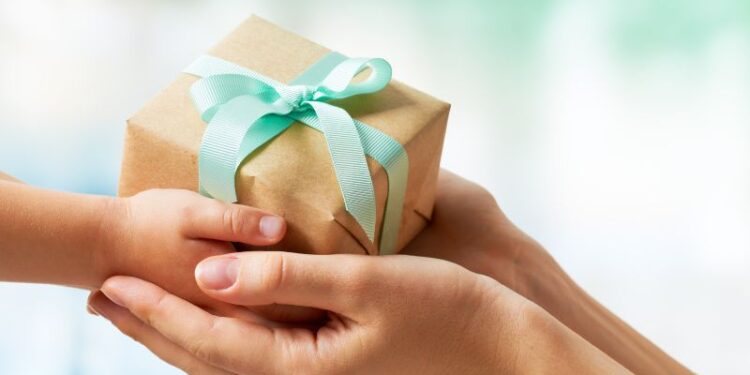 Von Herzen schenken: Persönliche Geschenkideen