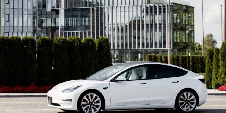 Elektroauto kaufen: Das ist wichtig zu wissen