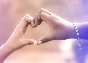 Dating: Wie kann ich herausfinden, ob jemand wirklich an mir interessiert ist?