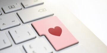 Dating: Wie viel sollte ich über mich preisgeben?