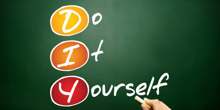 Kreativ entspannen: Die schönsten DIY-Trends für stressige Tage