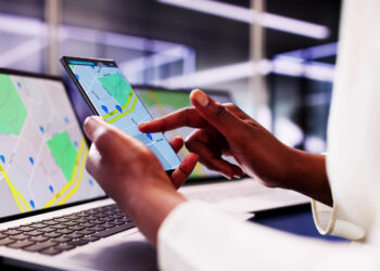 GPS-Ortung in Familien: Nützliche Hilfe oder problematische Kontrolle?