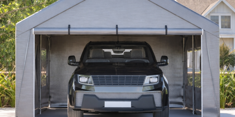 Fahrzeuge und Geräte schützen: Einsatzbereiche von Garagenzelten im privaten Umfeld