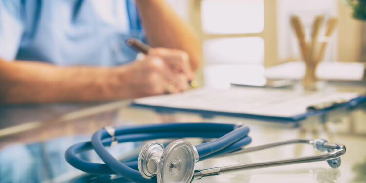 Gesundheit im Alltag: Diese Faktoren beeinflussen das körperliche Wohlbefinden langfristig