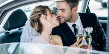 Ungestellte Hochzeitsfotografie, natürliche Hochzeitsfotos, Hochzeitsreportage, spontane Hochzeitsmomente, Hochzeitsfotograf, Brautpaar, Hochzeitsgäste, Paarfotografie, Hochzeitsfeier, Reportagefotografie